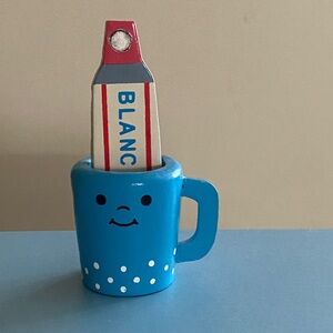 Cup and Toothpaste Shape Memo Clip Holder